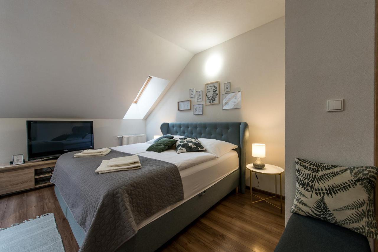 Poetika Apartments Prešov Esterno foto