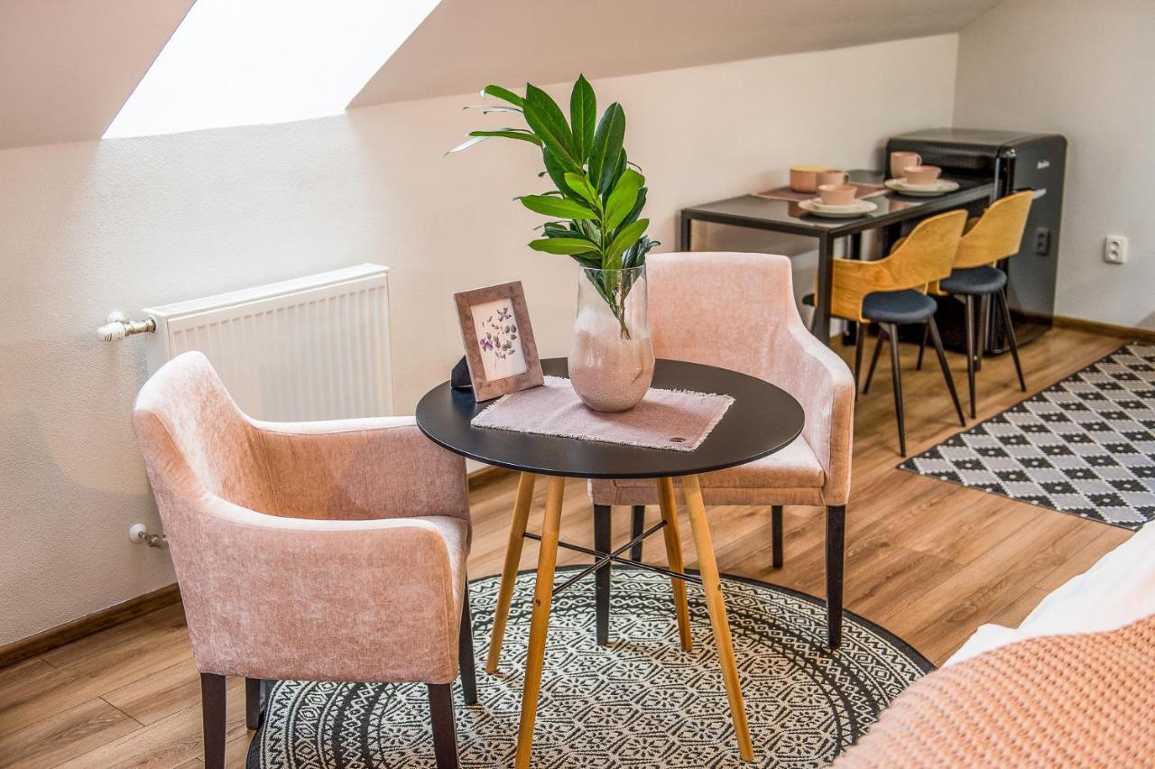 Poetika Apartments Prešov Esterno foto