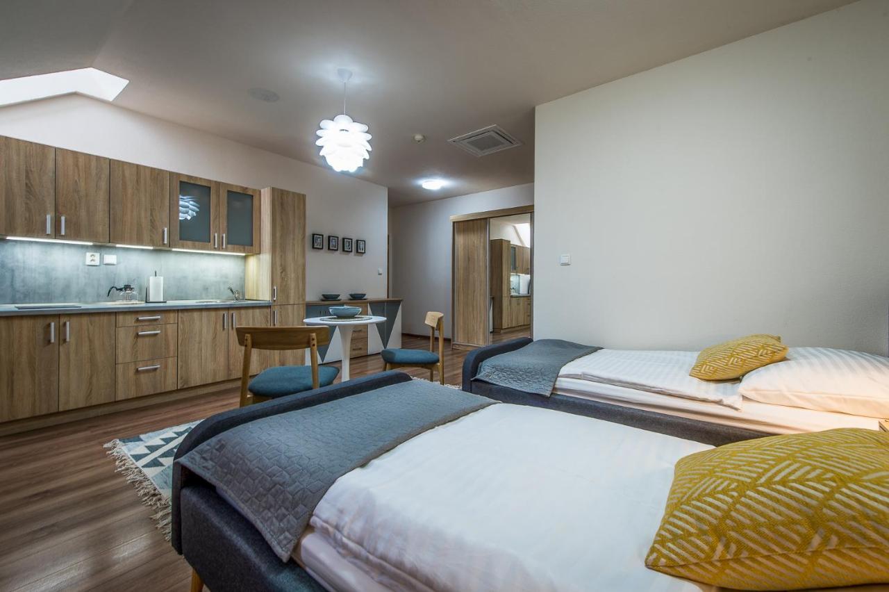 Poetika Apartments Prešov Esterno foto